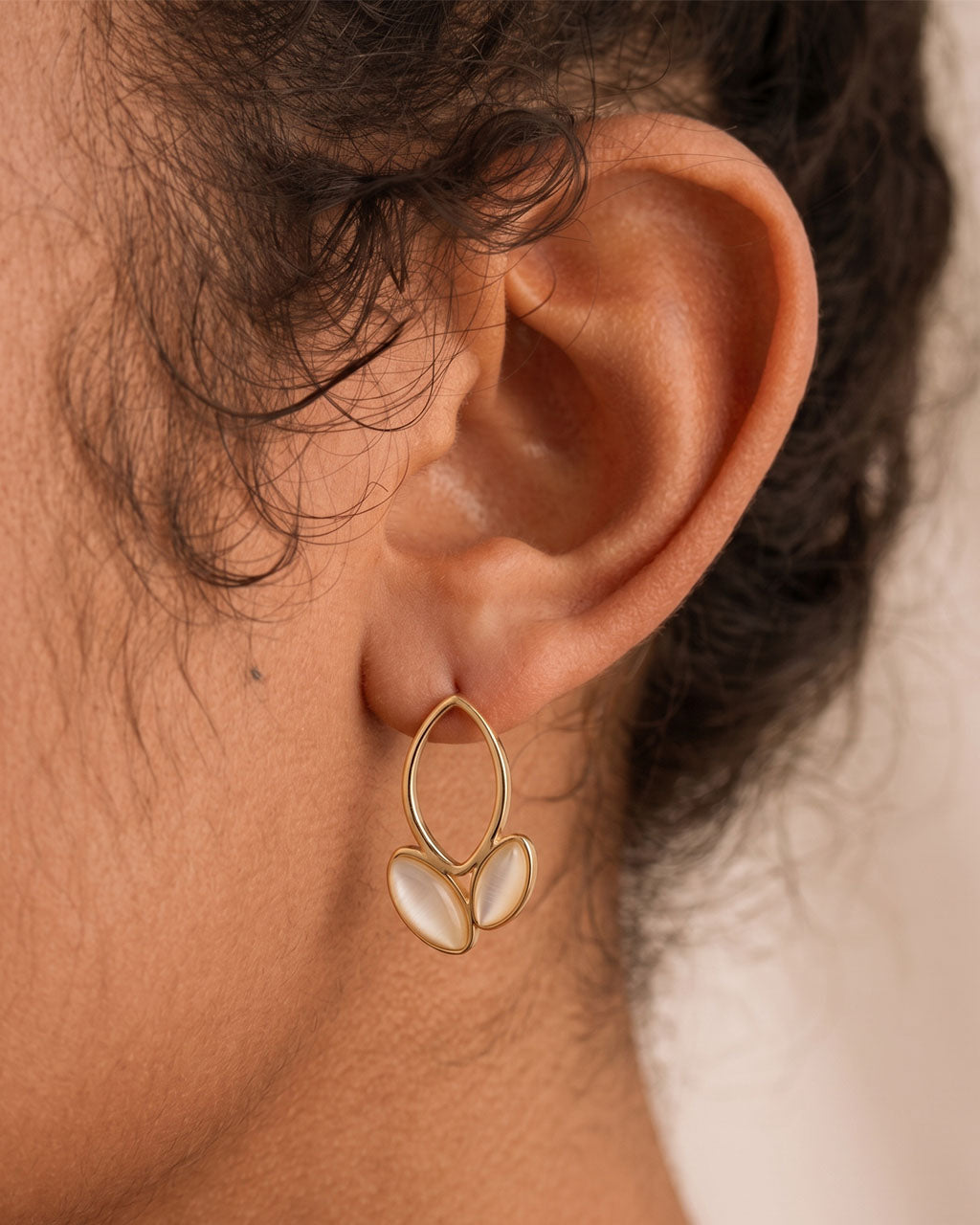 Bezel Set Cat Eye Leaf Stud Waterproof Gold Earrings