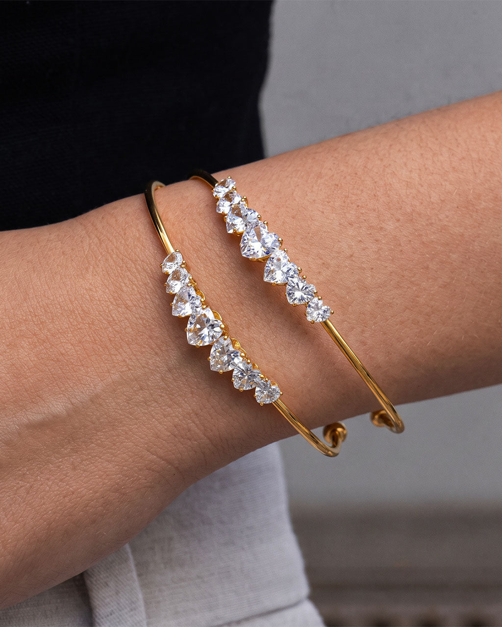 Chic Heart Cut Seven Stone Cuff Waterproof Gold Bangle
