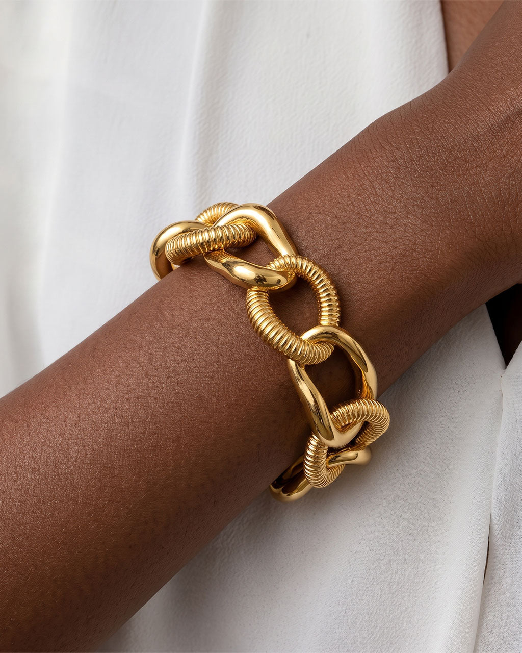 Chunky Ribbed Chain Link Cuff Waterproof Gold Bangle