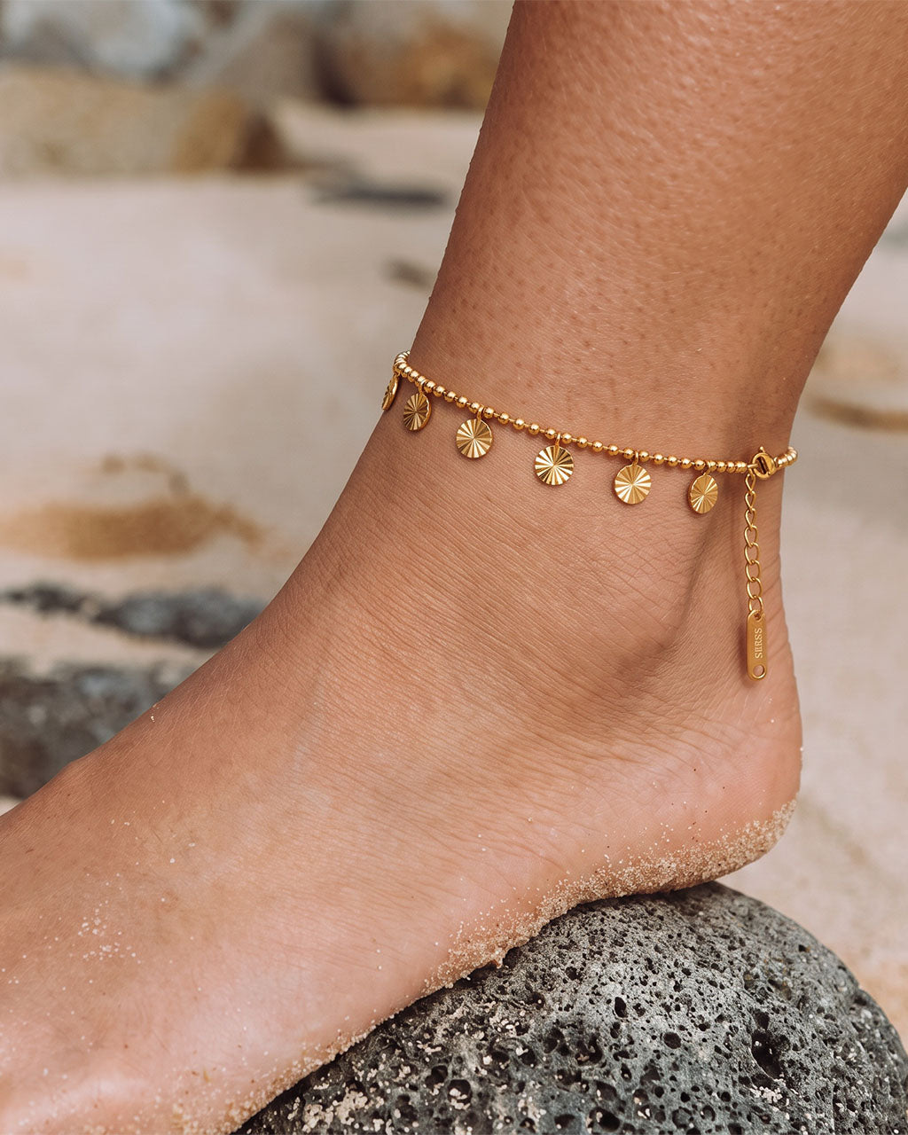 Dangling Disc Charm Gold Waterproof Beaded Anklet