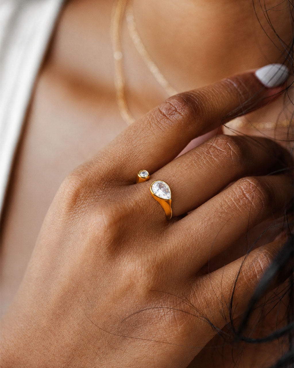 Distinctive Modern Two Stone Open Waterproof Gold Ring