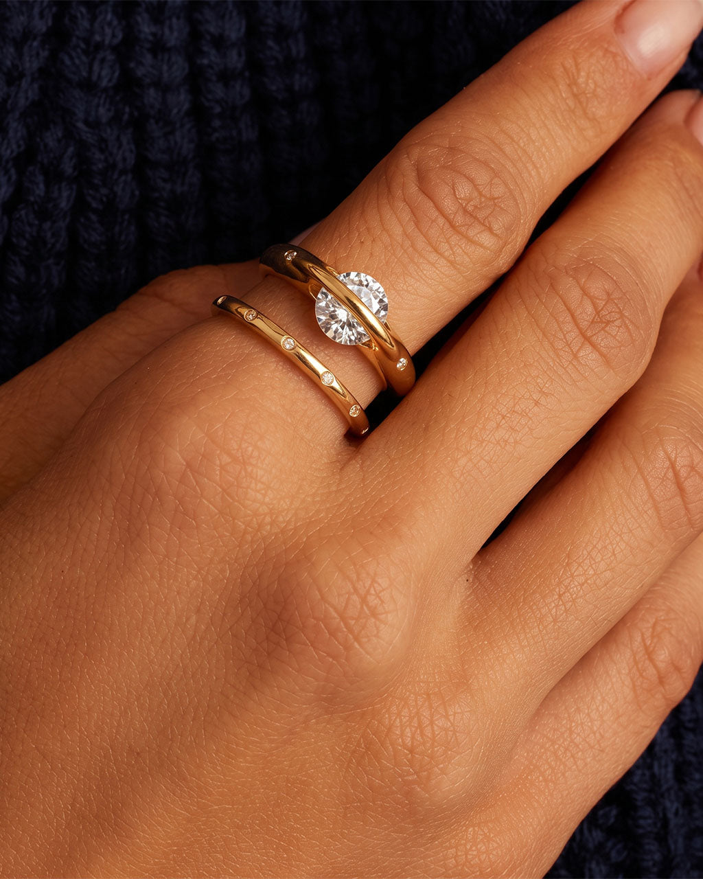 Floating Simulated Diamond Orbit Waterproof Gold Ring
