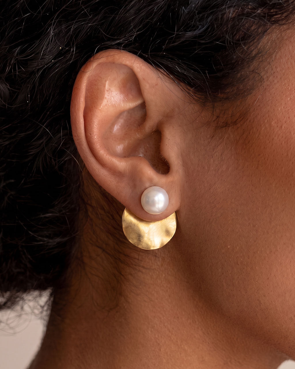 Freshwater Pearl Disc Stud Waterproof Gold Earrings