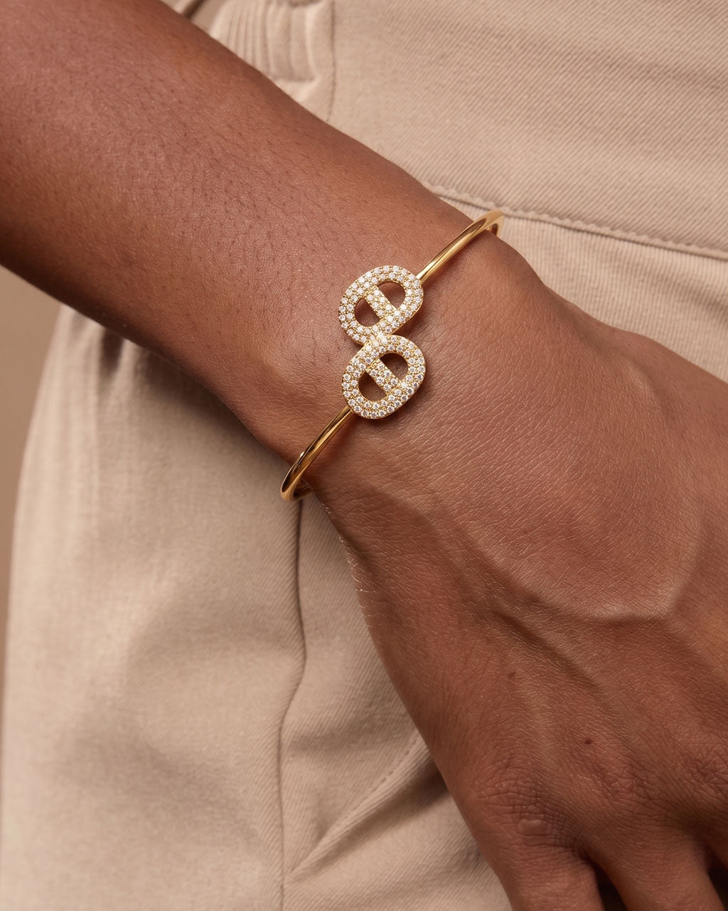 Iconic Pavé Mariner Link Open Waterproof Gold Bangle