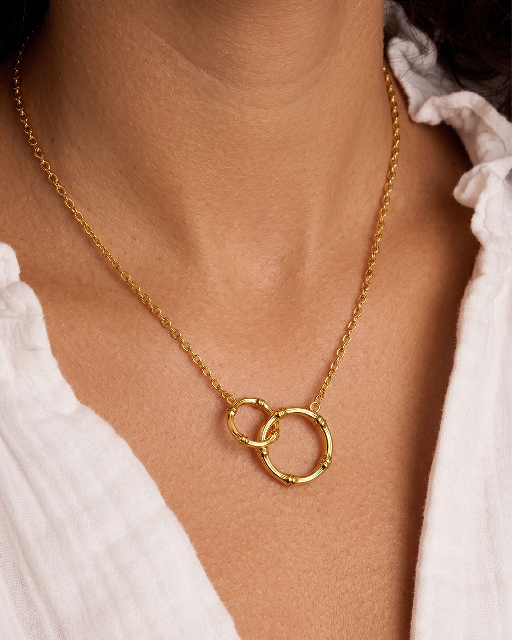 Interlocking Bamboo Circle Waterproof Gold Necklace