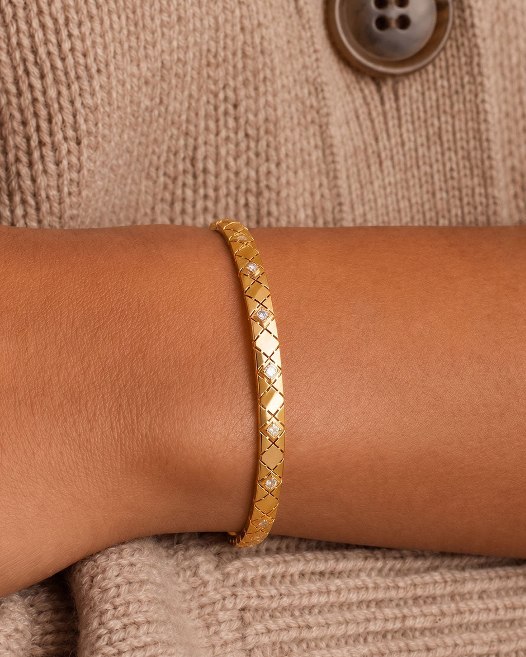 Luxe Simulated Diamond Lattice Waterproof Gold Bangle
