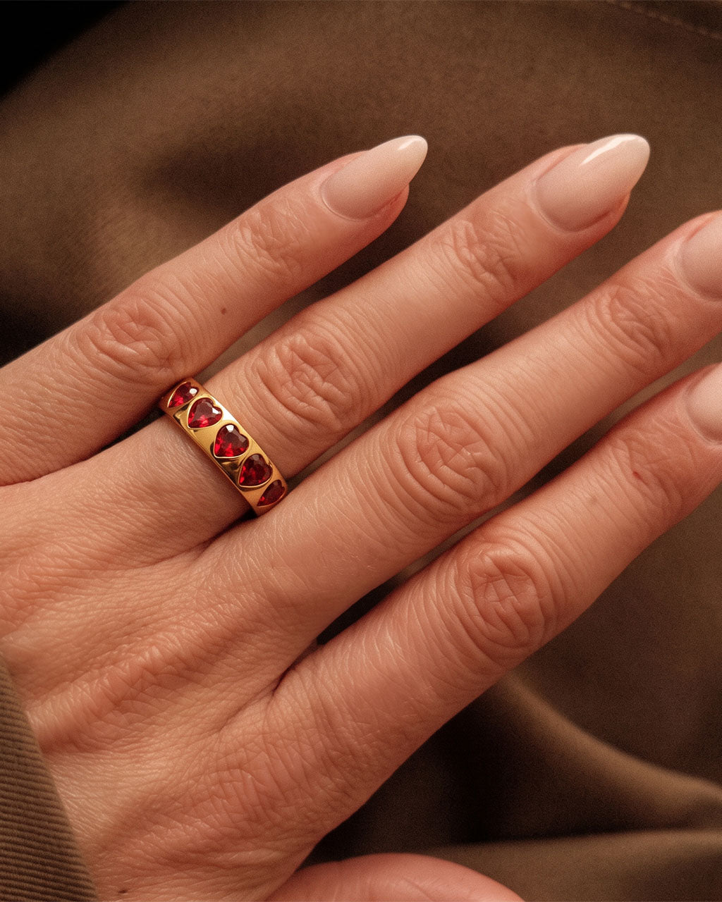 Luxury Heart Cut Five Stone Waterproof Gold Ring