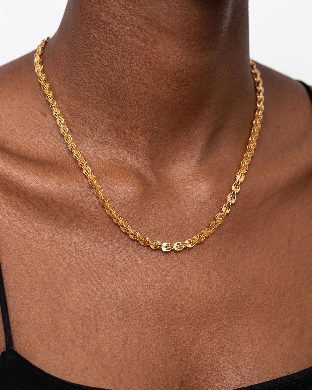 Luxury Textured Woven Link Waterproof Gold Necklace