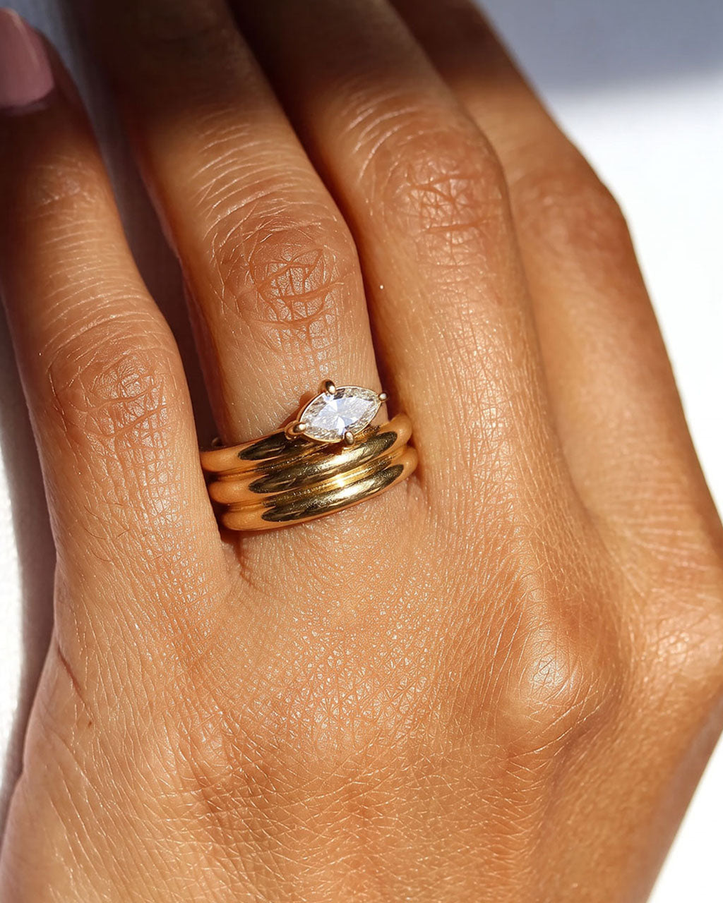 Marquise Solitaire Grooved Band Waterproof Gold Ring