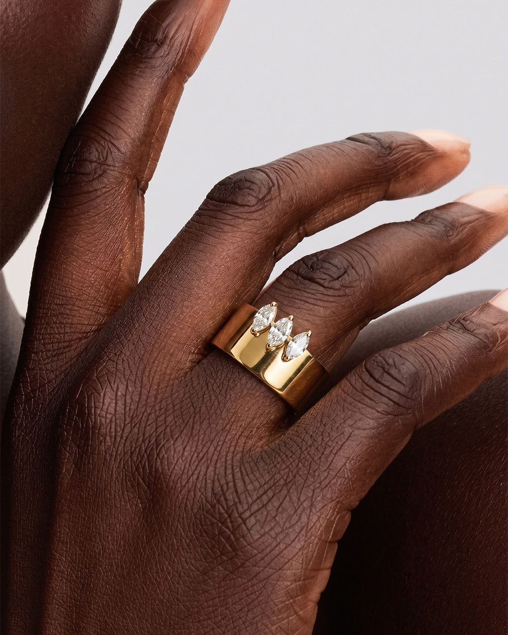 Marquise Three Stone Crown Band Waterproof Gold Ring