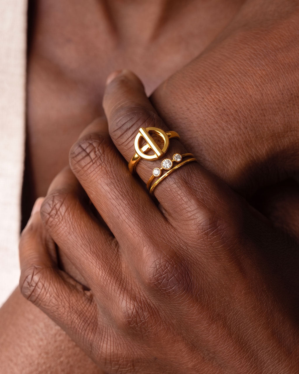 Minimalist T Bar Circle Statement Waterproof Gold Ring