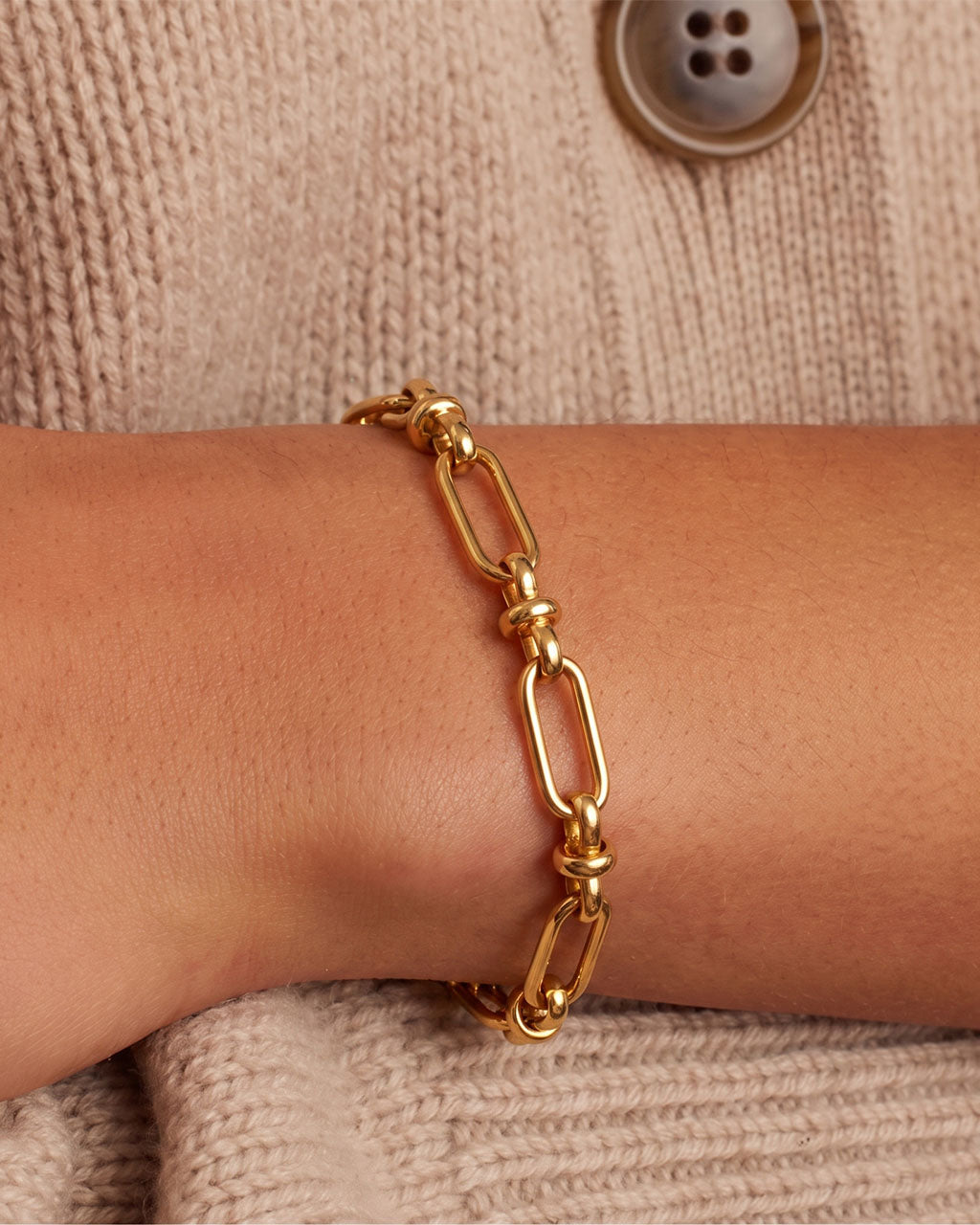 Modern Knot Paperclip Chain Waterproof Gold Bracelet