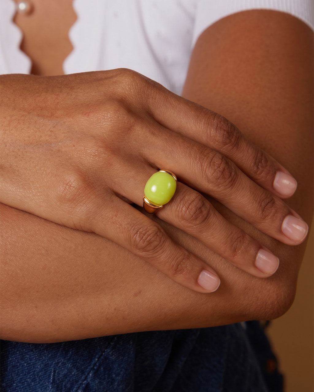 Natural Resin Dome Stone Band Waterproof Gold Ring