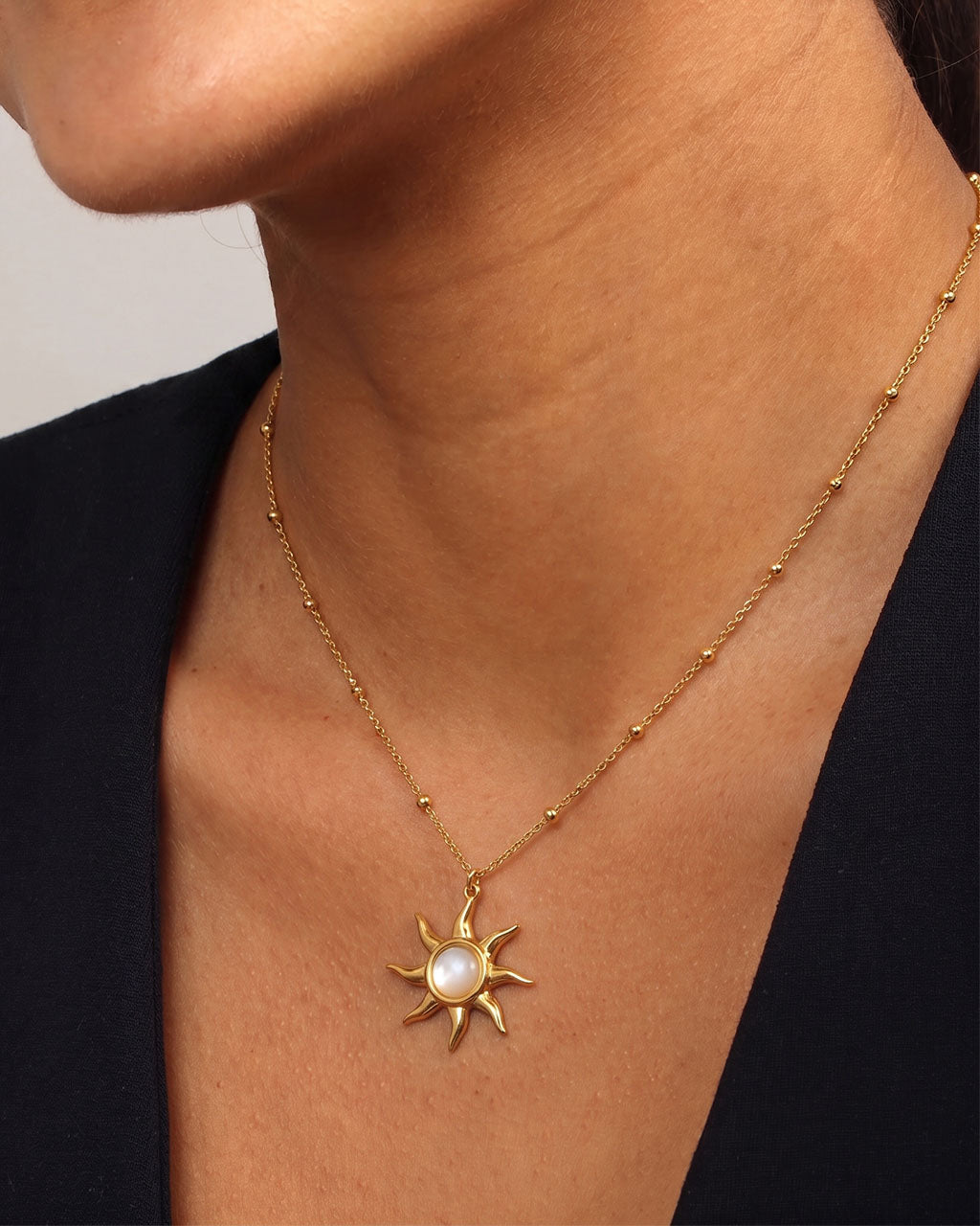 Natural Stone Sunburst Beaded Waterproof Gold Necklace