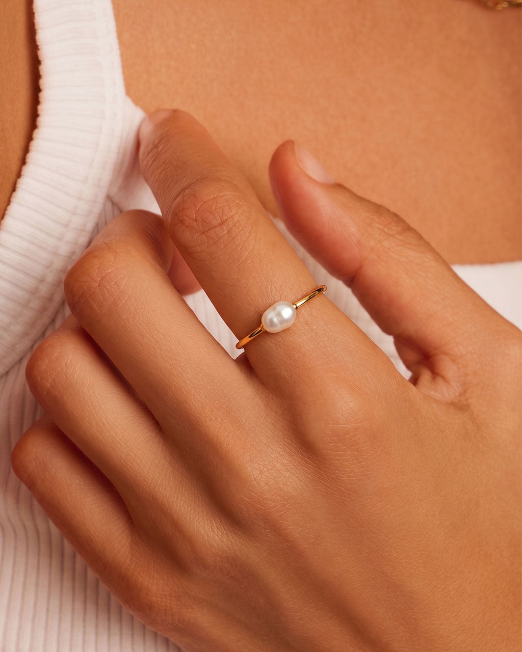 Organic Pearl Solitaire Slim Waterproof Gold Ring
