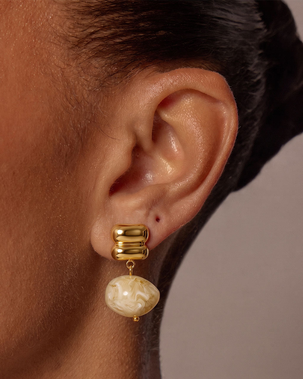 Organic Resin Pebble Drop Waterproof Gold Earrings