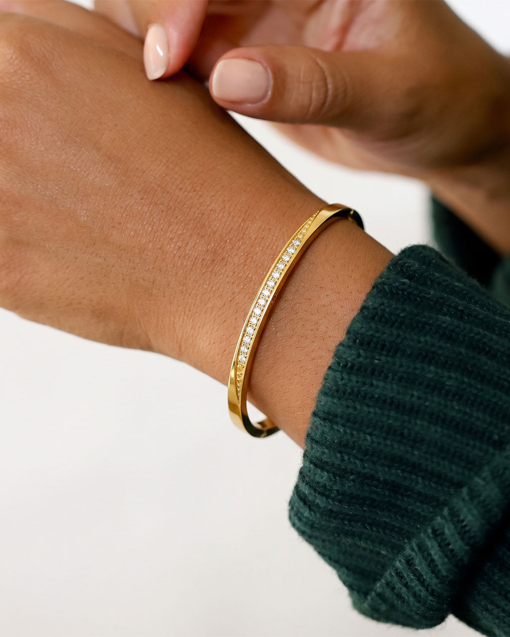 Pavé Simulated Diamond Bar Waterproof Gold Bangle