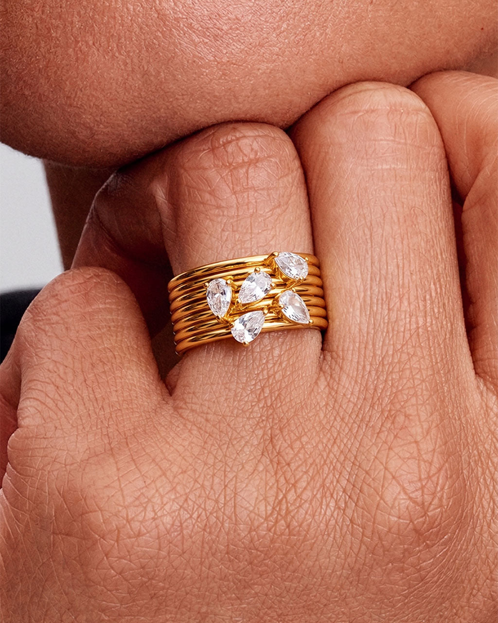 Pear Cut Five Stone Multi Ribbed Waterproof Gold Ring