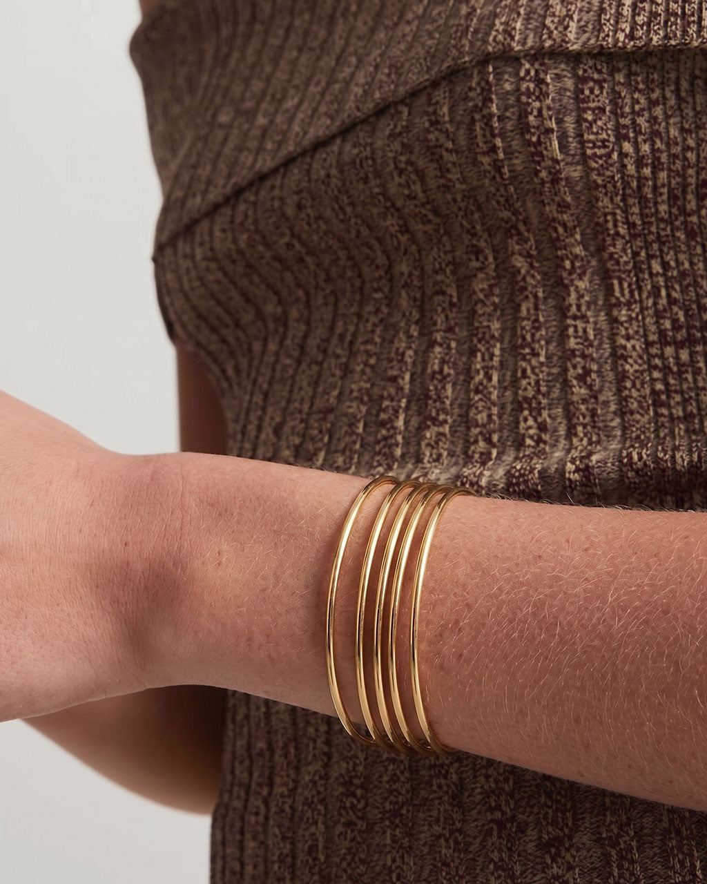Slim Stacking Polished Tube Waterproof Gold Bangle Set