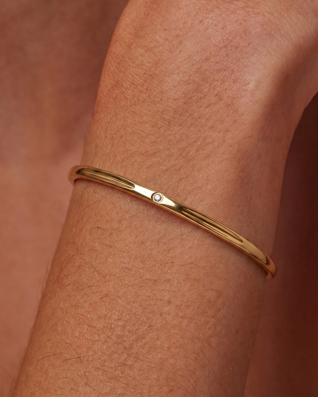 Solitaire Simulated Diamond Waterproof Gold Bangle