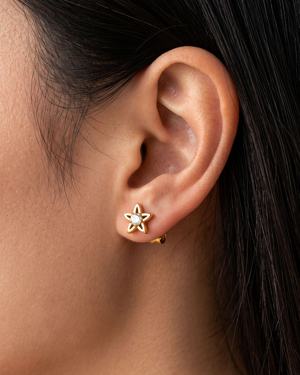 Sparkly Solitaire Flower Stud Waterproof Gold Earrings