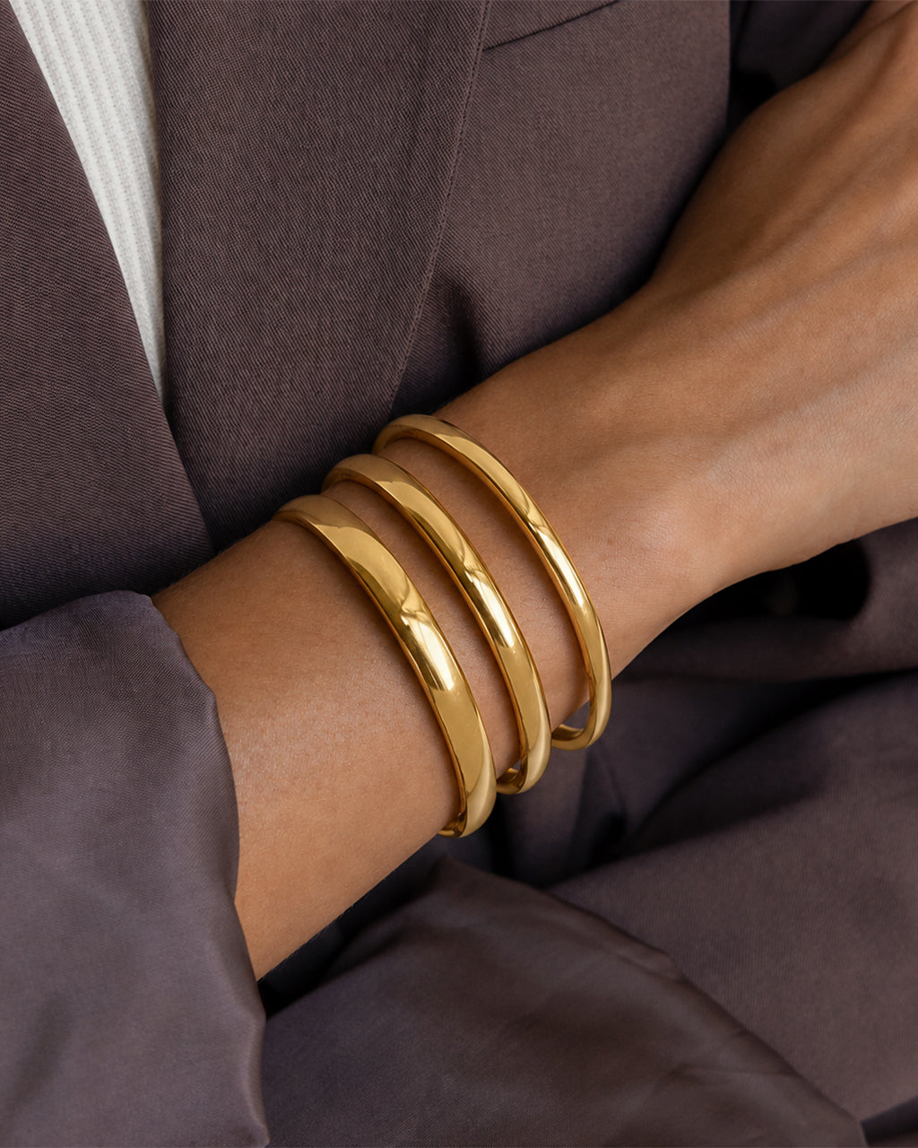 Stacking Classic Polished Oval Waterproof Gold Bangle