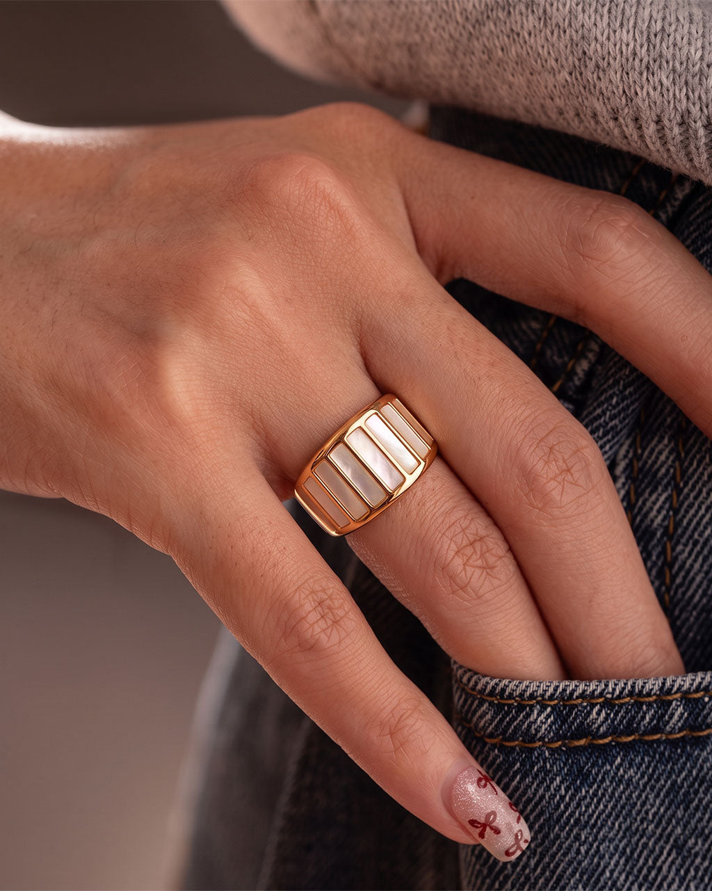 Striped Mother of Pearl Statement Waterproof Gold Ring