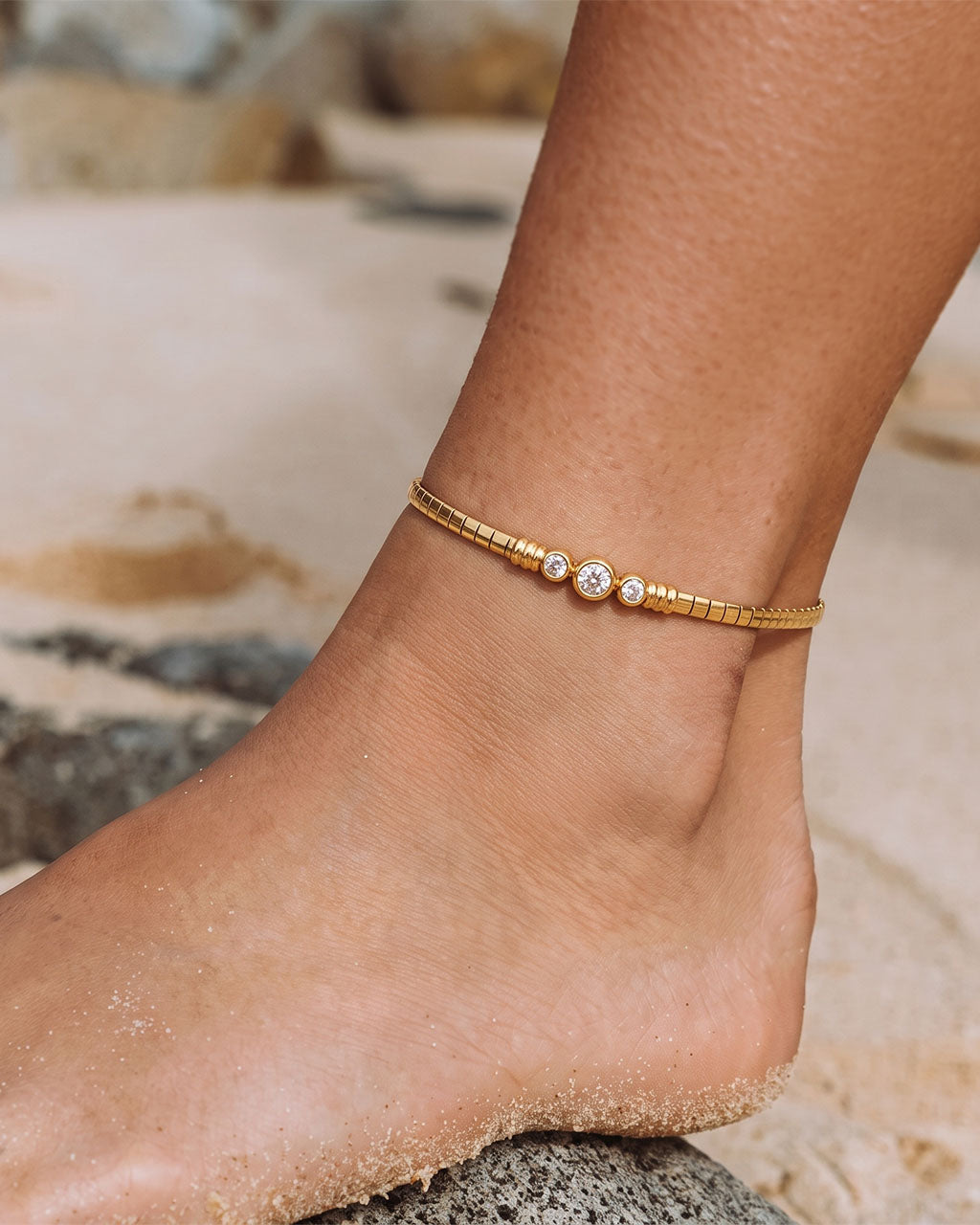 Three Stone Herringbone Chain Waterproof Gold Anklet