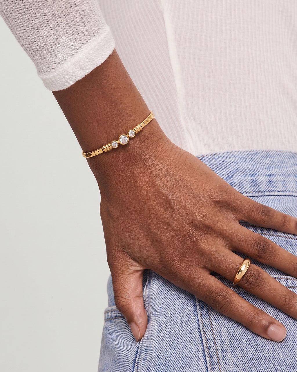 Three Stone Herringbone Chain Waterproof Gold Bracelet