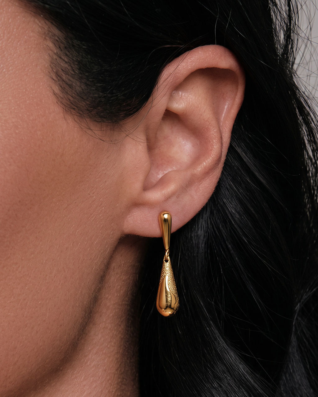 Tidal Textured Teardrop Stud Waterproof Gold Earrings