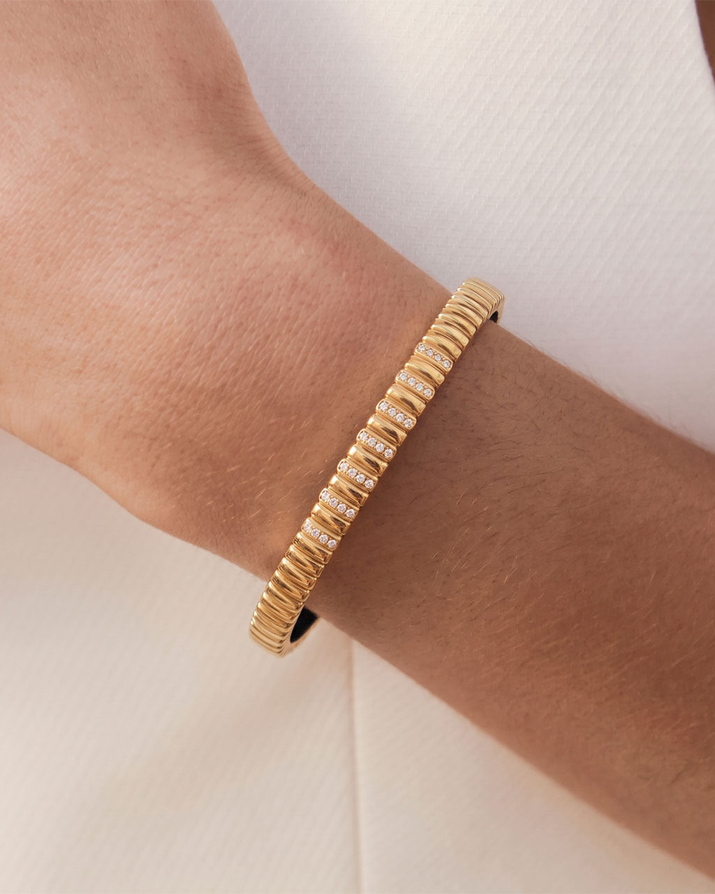 Vertical Pavé Bar Ribbed Waterproof Gold Bangle