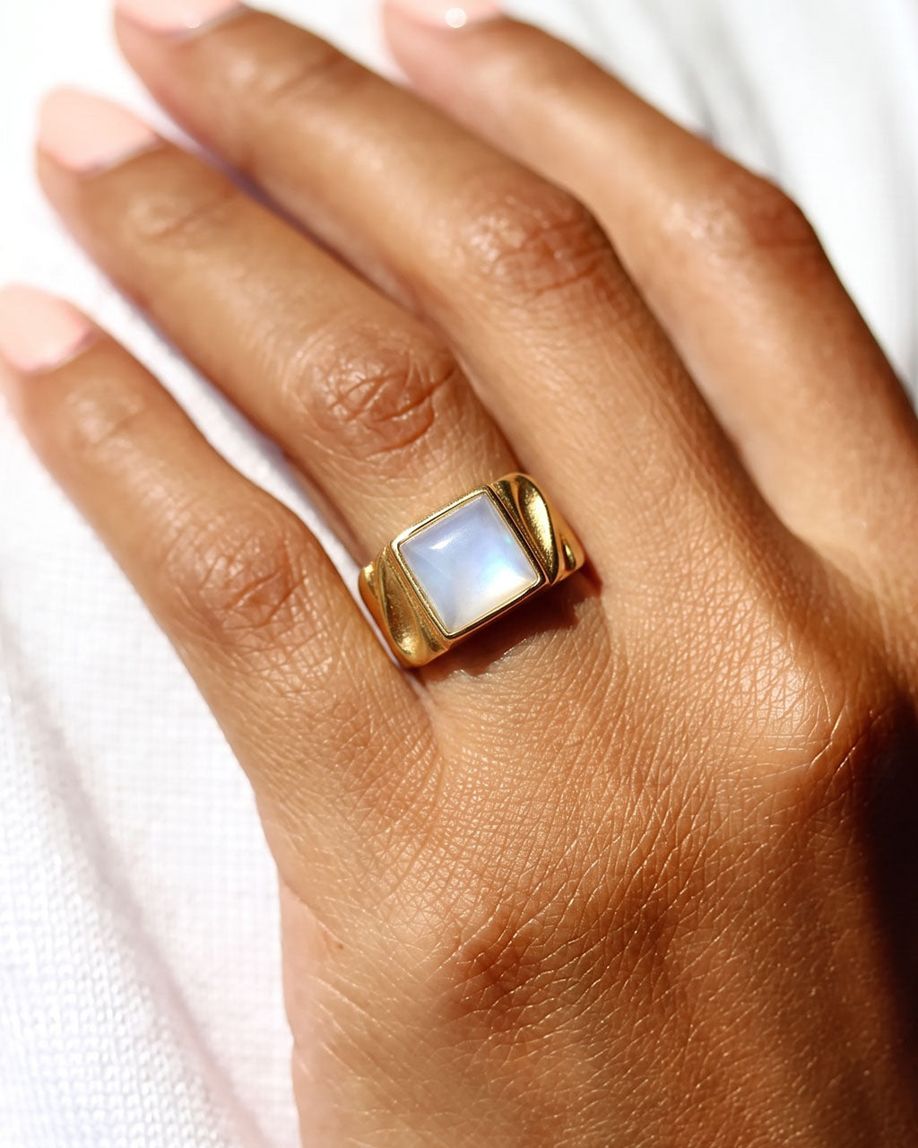 Vintage Mother of Pearl Signet Waterproof Gold Ring
