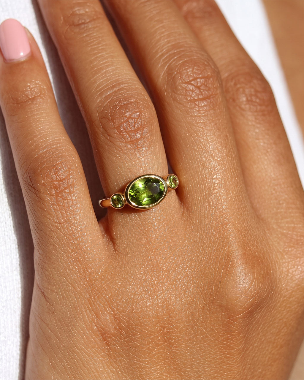 Vintage Three Stone Bezel Set Waterproof Gold Ring